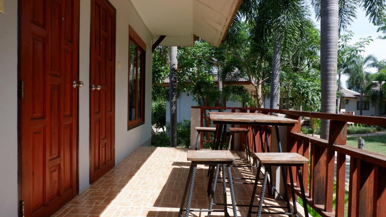 Resort Railumpoo Nakhon Sawan Zewnętrze zdjęcie