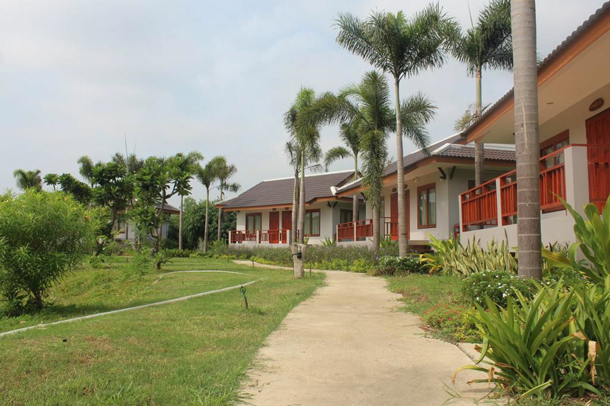 Resort Railumpoo Nakhon Sawan Zewnętrze zdjęcie